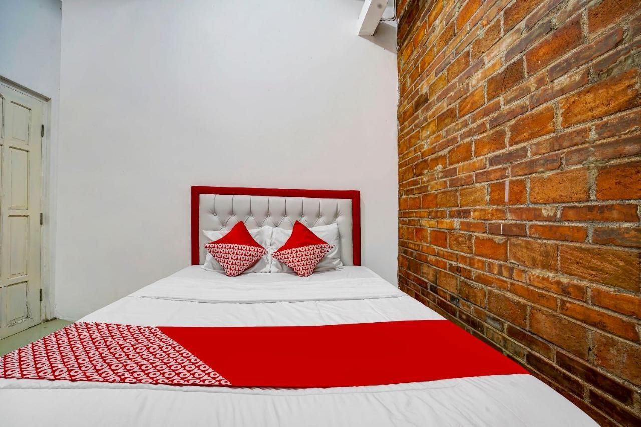 Super Oyo 91173 Guesthouse King Puntodewo Pakualaman Kültér fotó